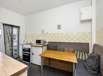 Franklin Road, 68, Flat 2-010